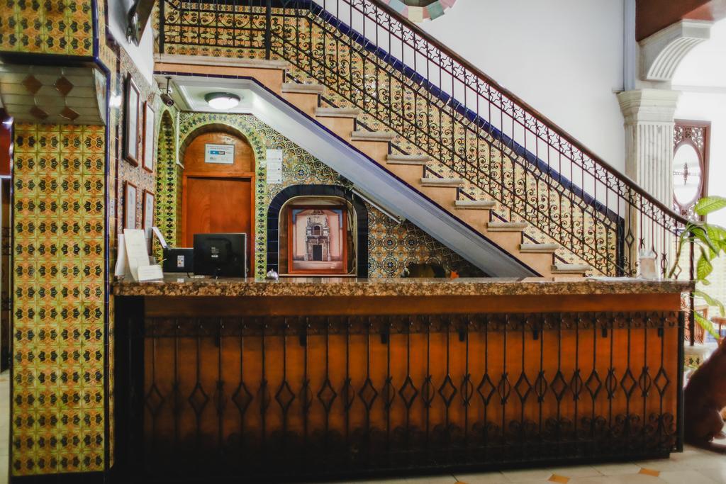 Hotel Colon เมริดา ภายนอก รูปภาพ